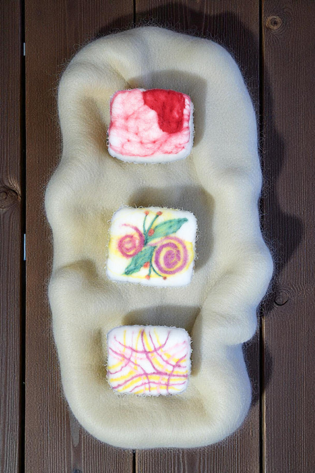 Handmade Merino wool felted naturally dyed soap (set of 3)