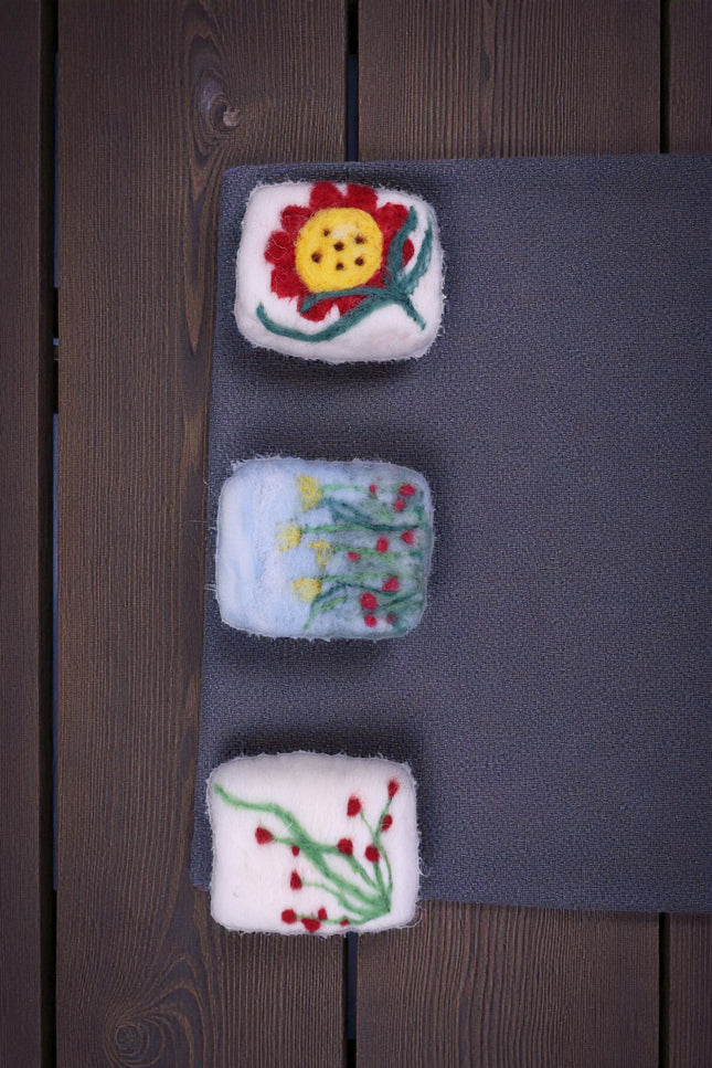 Handmade Merino wool felted naturally dyed soap (set of 3)