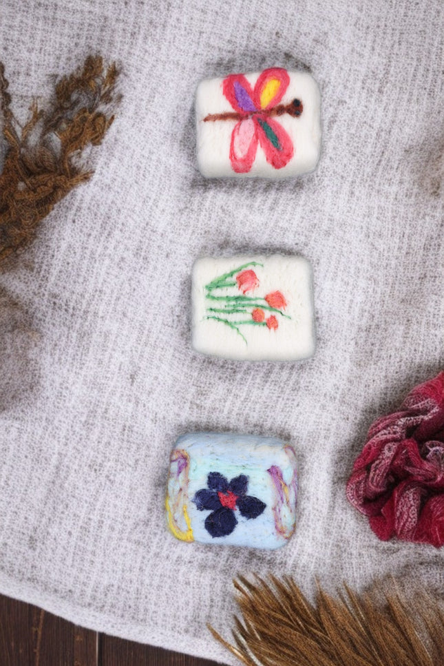 Handmade Merino wool felted naturally dyed soap (set of 3)